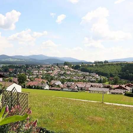 Ferienhaus-holzapfel-ferienwohnung-sonnengarten 公寓