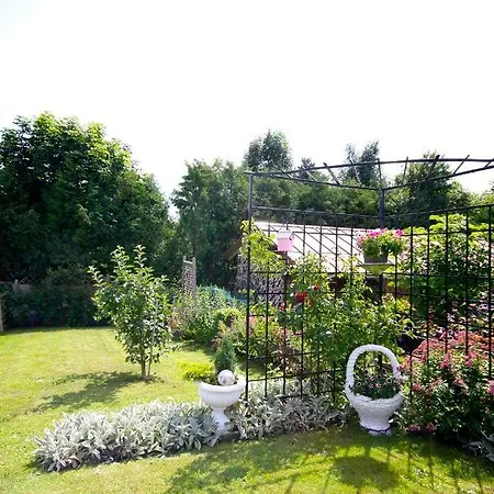 Ferienhaus-holzapfel-ferienwohnung-sonnengarten